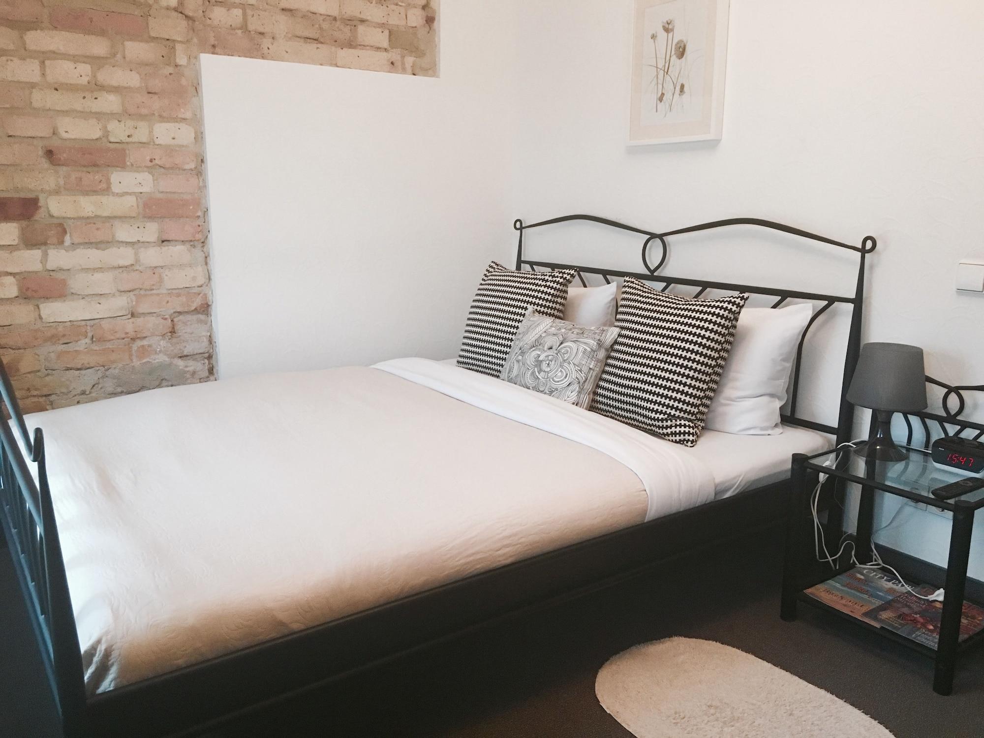 Moon Garden Old Town Отель 4*