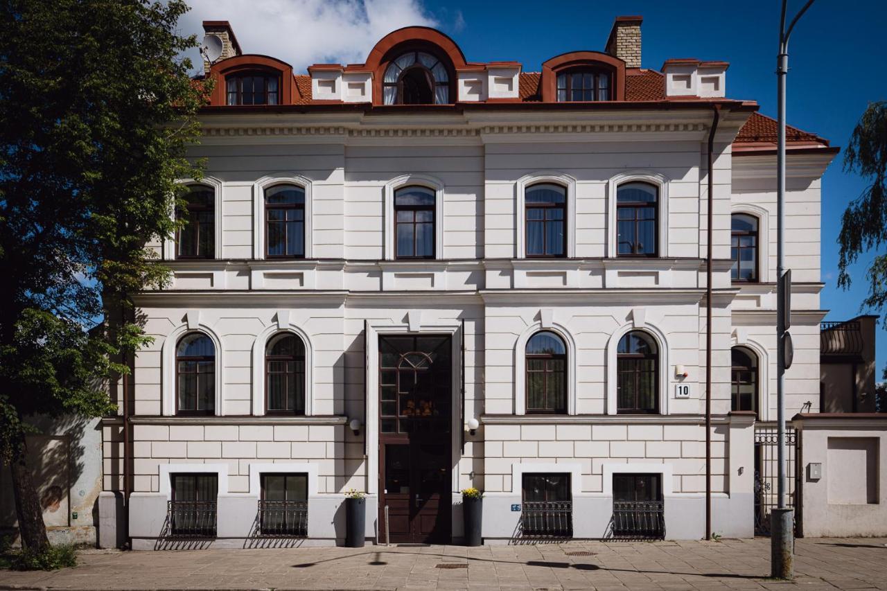 Moon Garden Old Town Отель Вильнюс