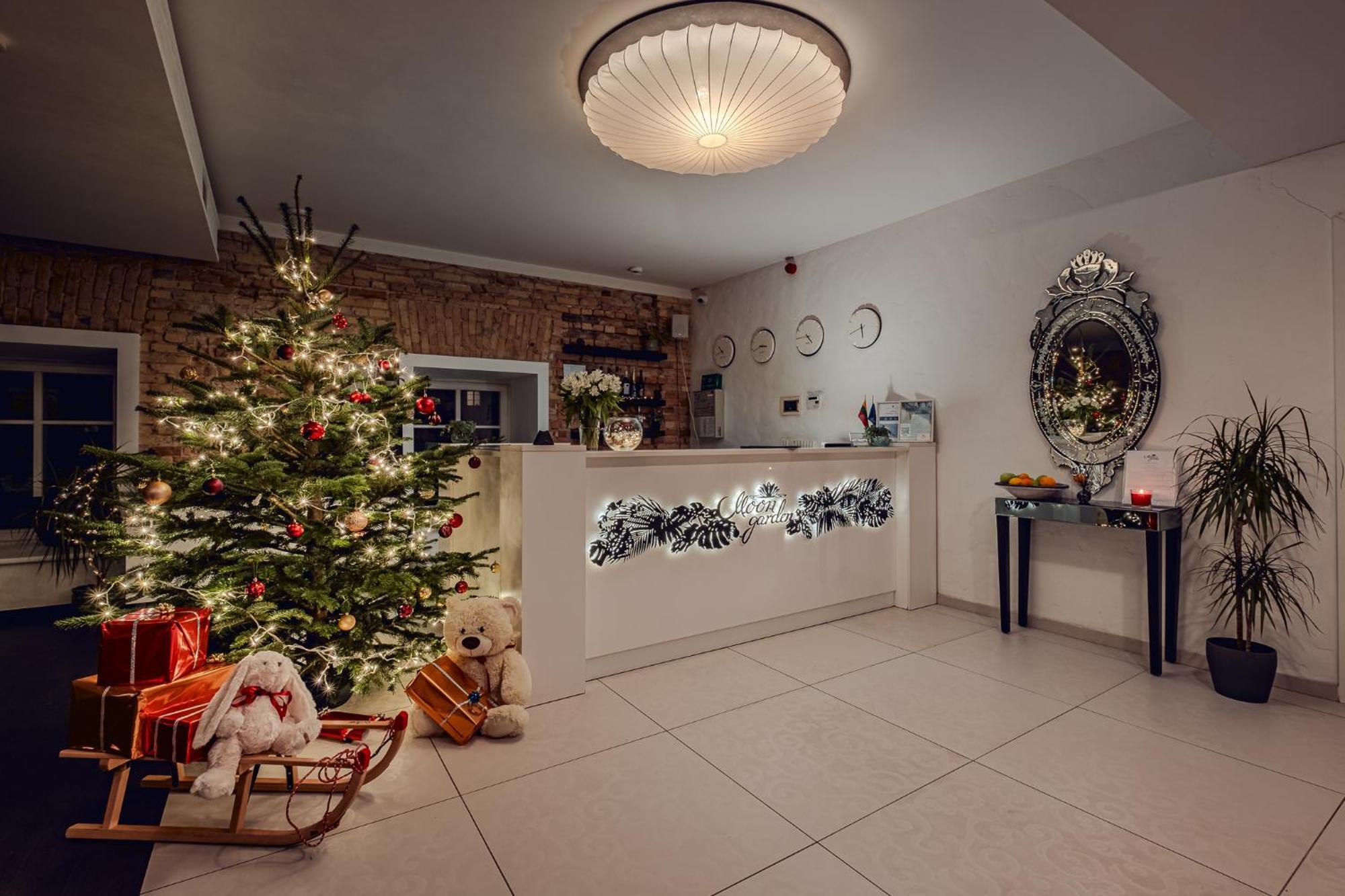 Moon Garden Old Town Отель 4*